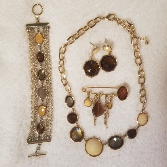 Dillard's Jewelry Dillards 4pc Gold Jewelry Set Poshmark